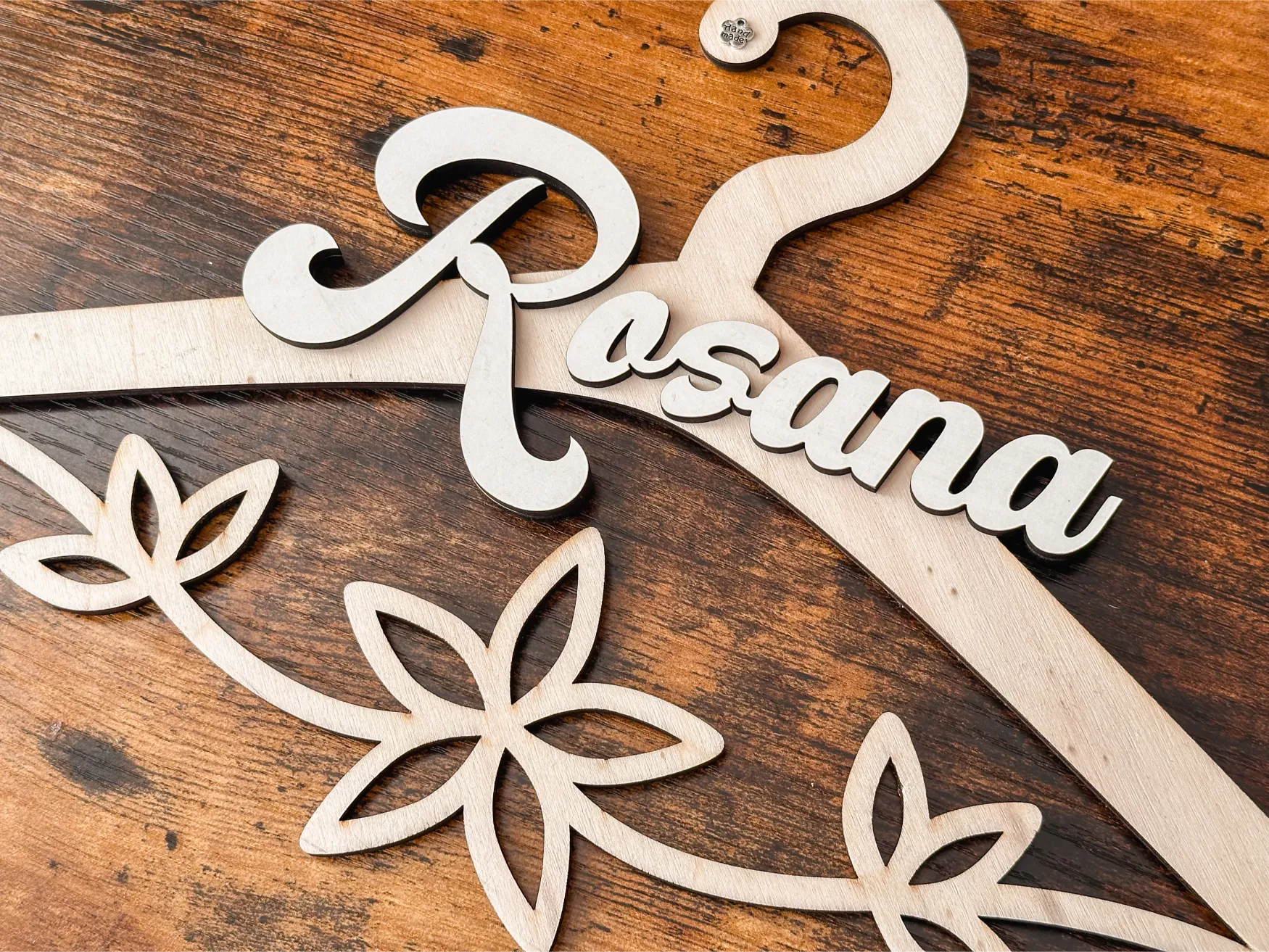 percha de madera personalizada comunión