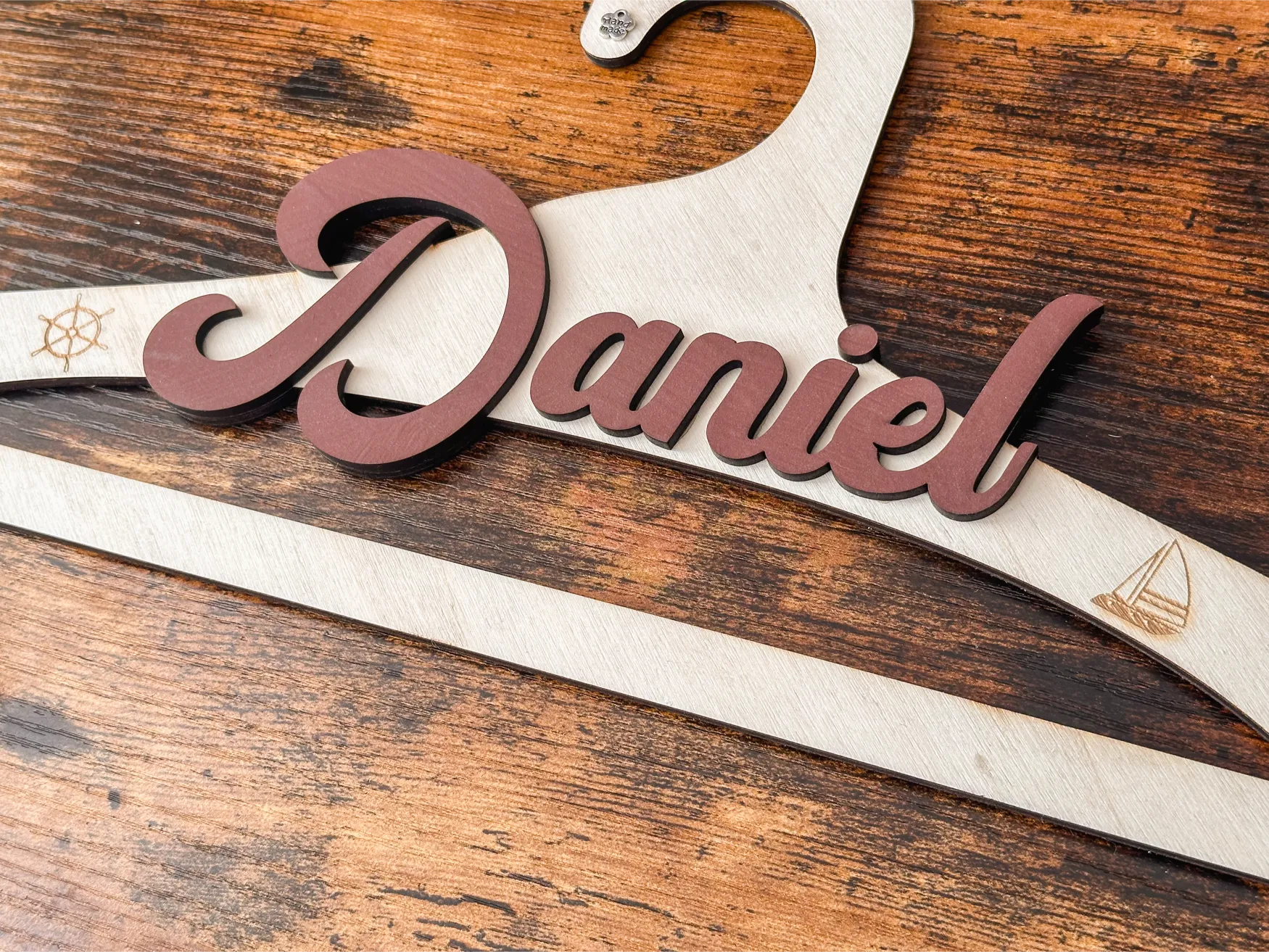 Percha de Madera Personalizada Comunión - Imagen 7