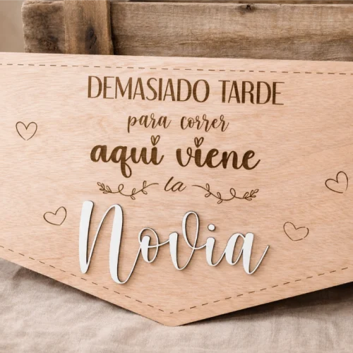 Cartel Aqui viene la novia