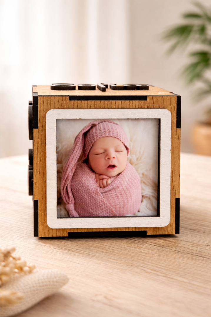 Cubo de Madera Natalicio Personalizado