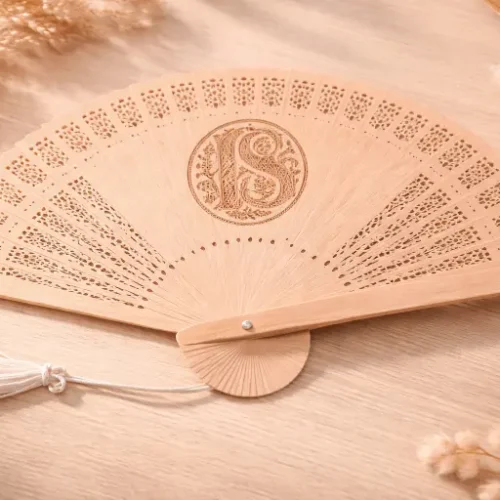 Abanico de madera personalizado