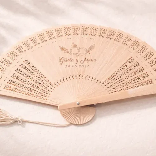 Abanico de madera personalizado