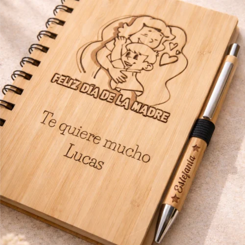 set de libreta y bolígrafo de madera
