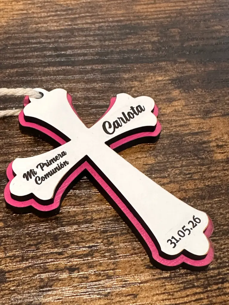 Cruces personalizadas para ceremonias religiosas