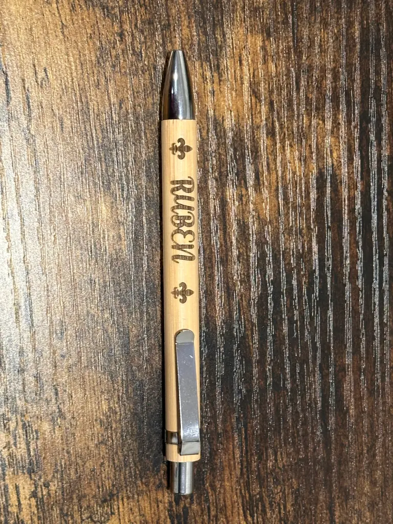 Bolígrafo de bambú personalizado