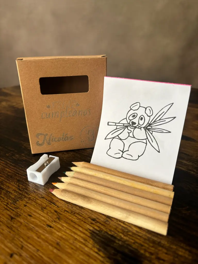 Set de pinturas para colorear personalizado