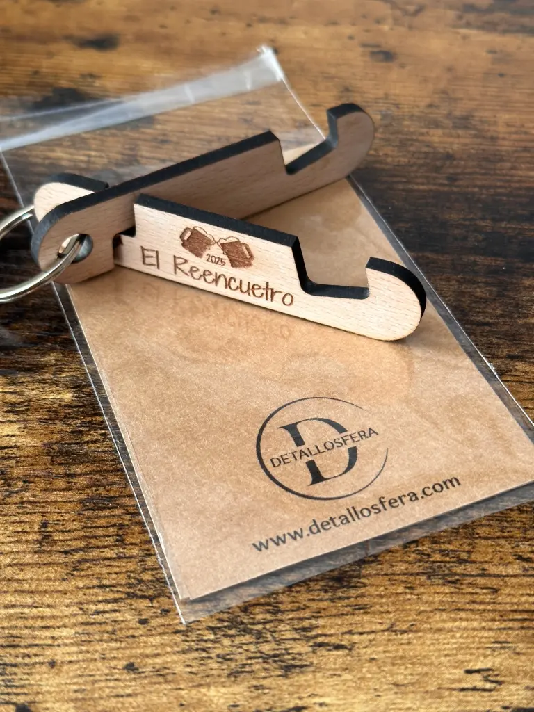 Llavero doble soporte móvil personalizado