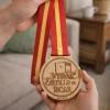 medalla de madera personalizada