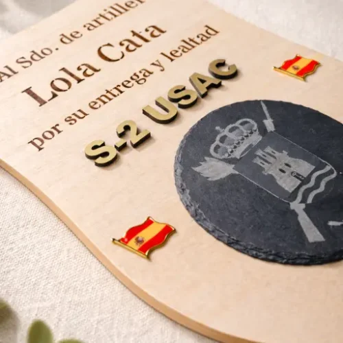 metopa personalizada de madera