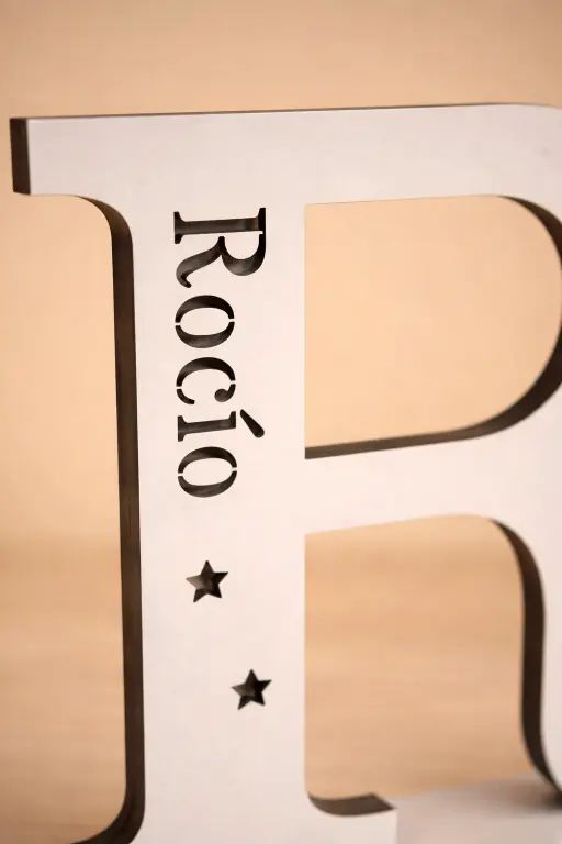 Lámpara LED con Nombre Personalizado — Letra Luminosa